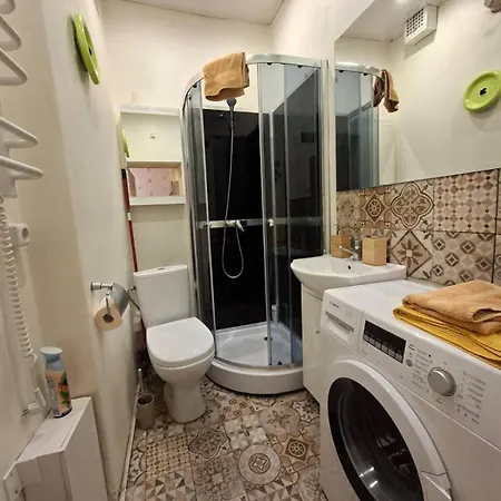 شقة Aguona Namai Apartamentai