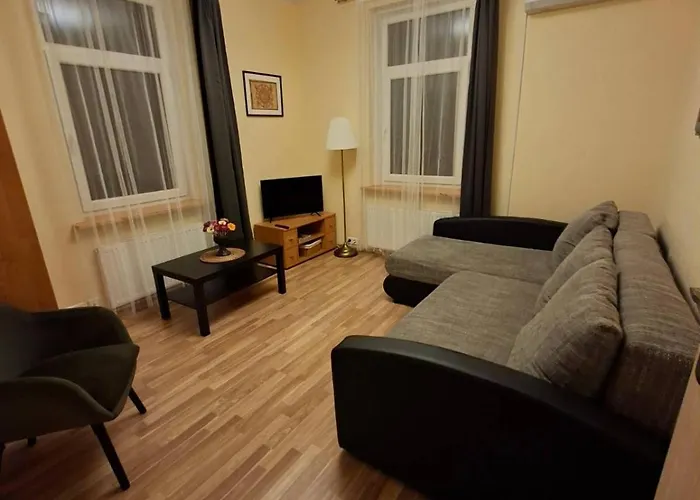 Aguona Namai Apartamentai Kaunas